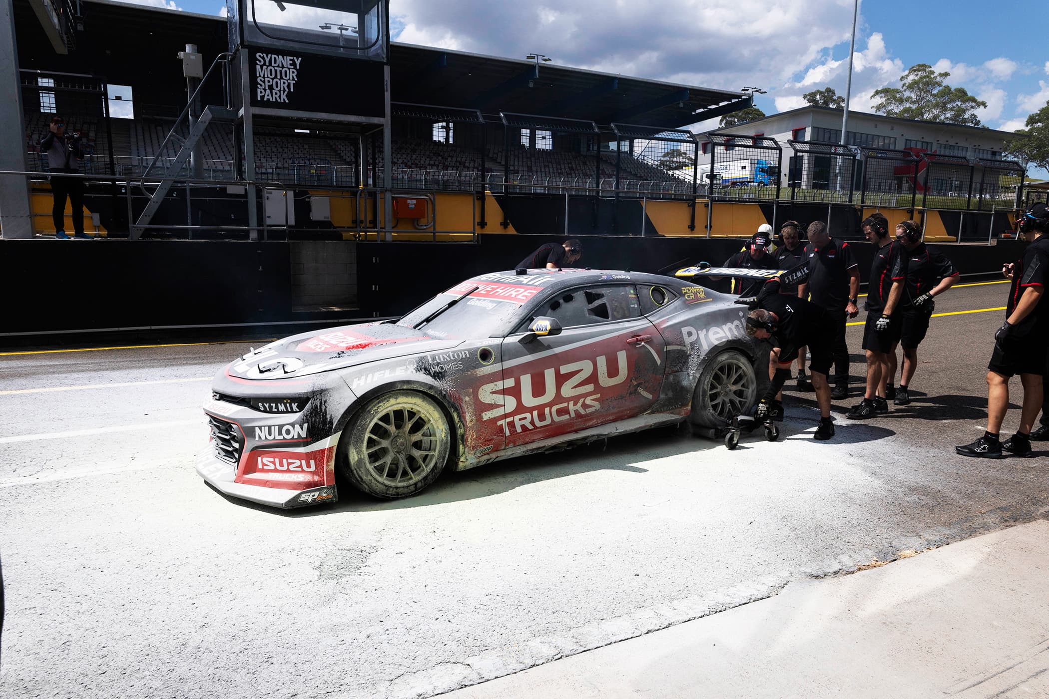 031-Golding-Test Day-25-MH6 9954