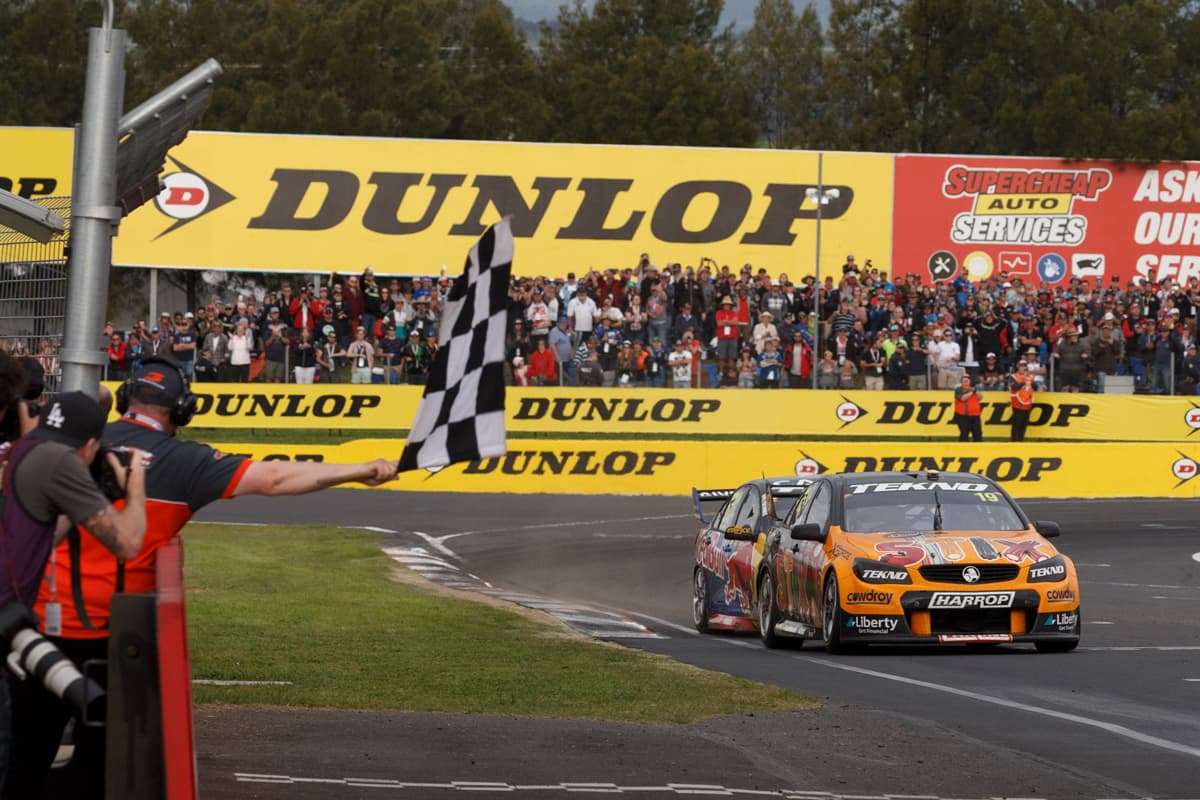 19-Davison-EV11-16-215471