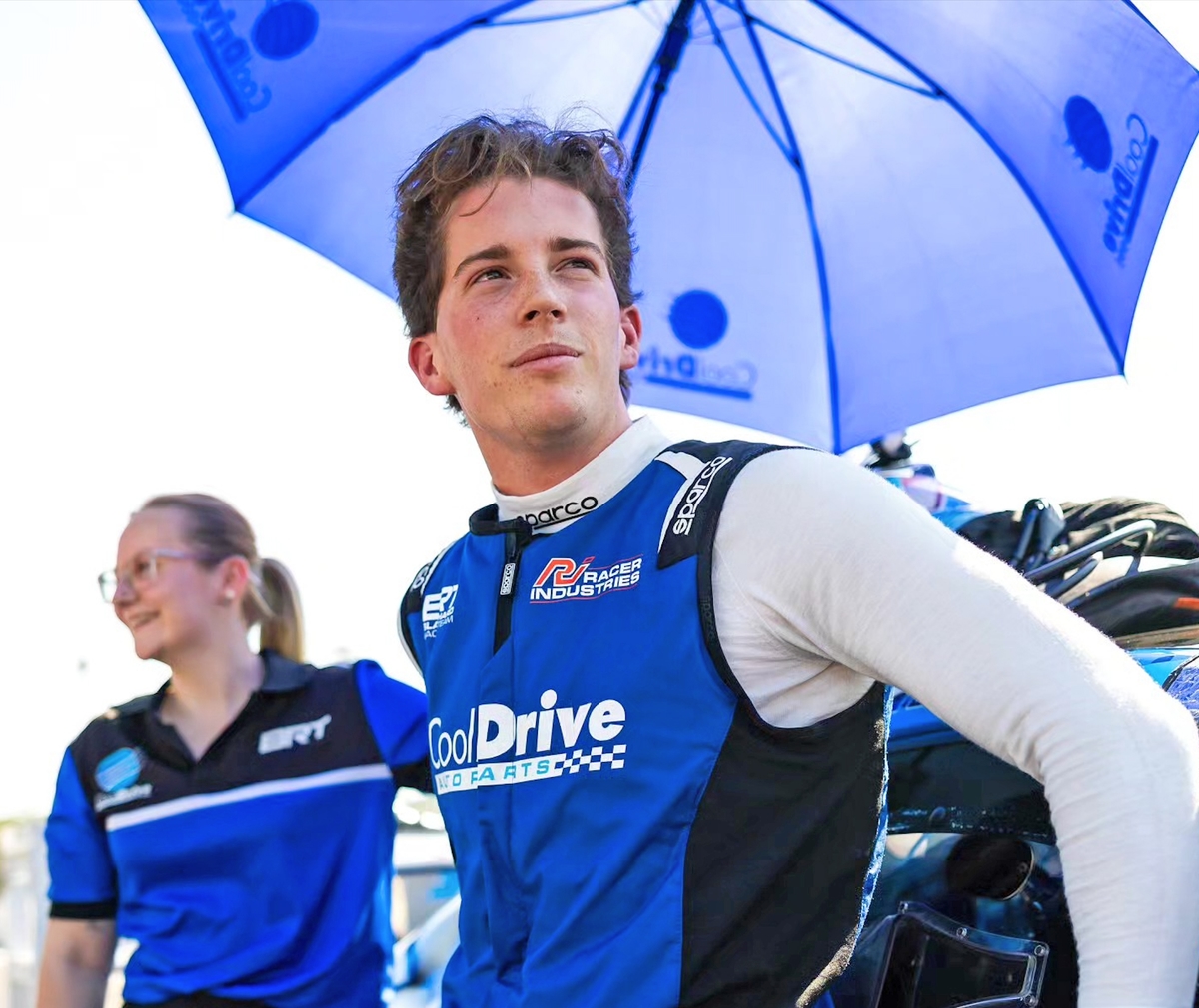 Love announces racing comeback after 'difficult' year | Supercars