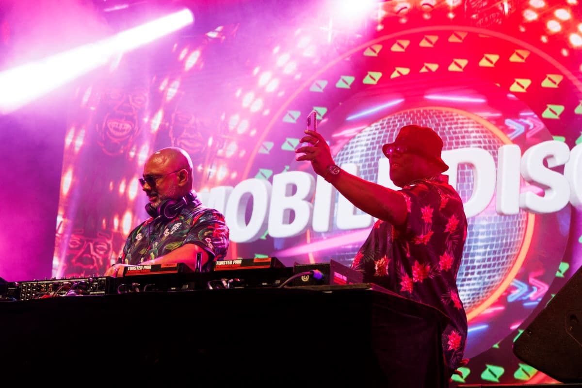 Famed DJ duo deliver epic Gold Coast party Open Graph Image