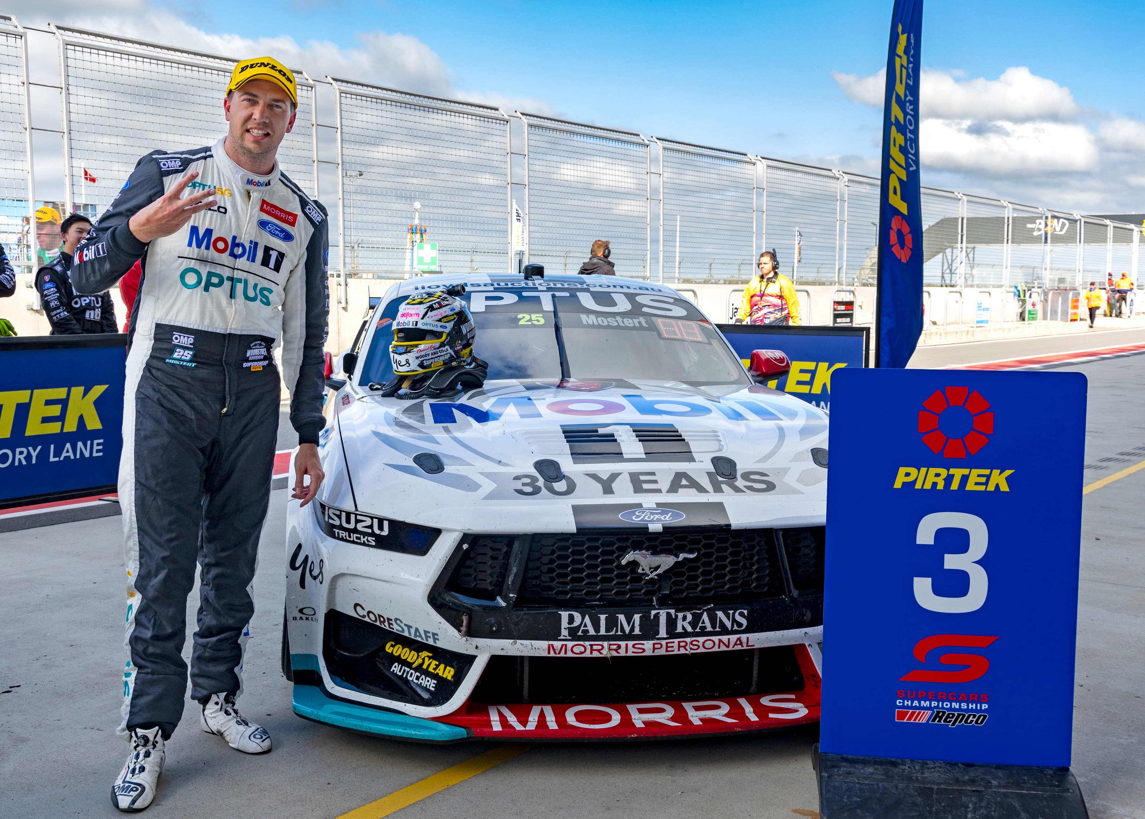 mostert bend podium 2023