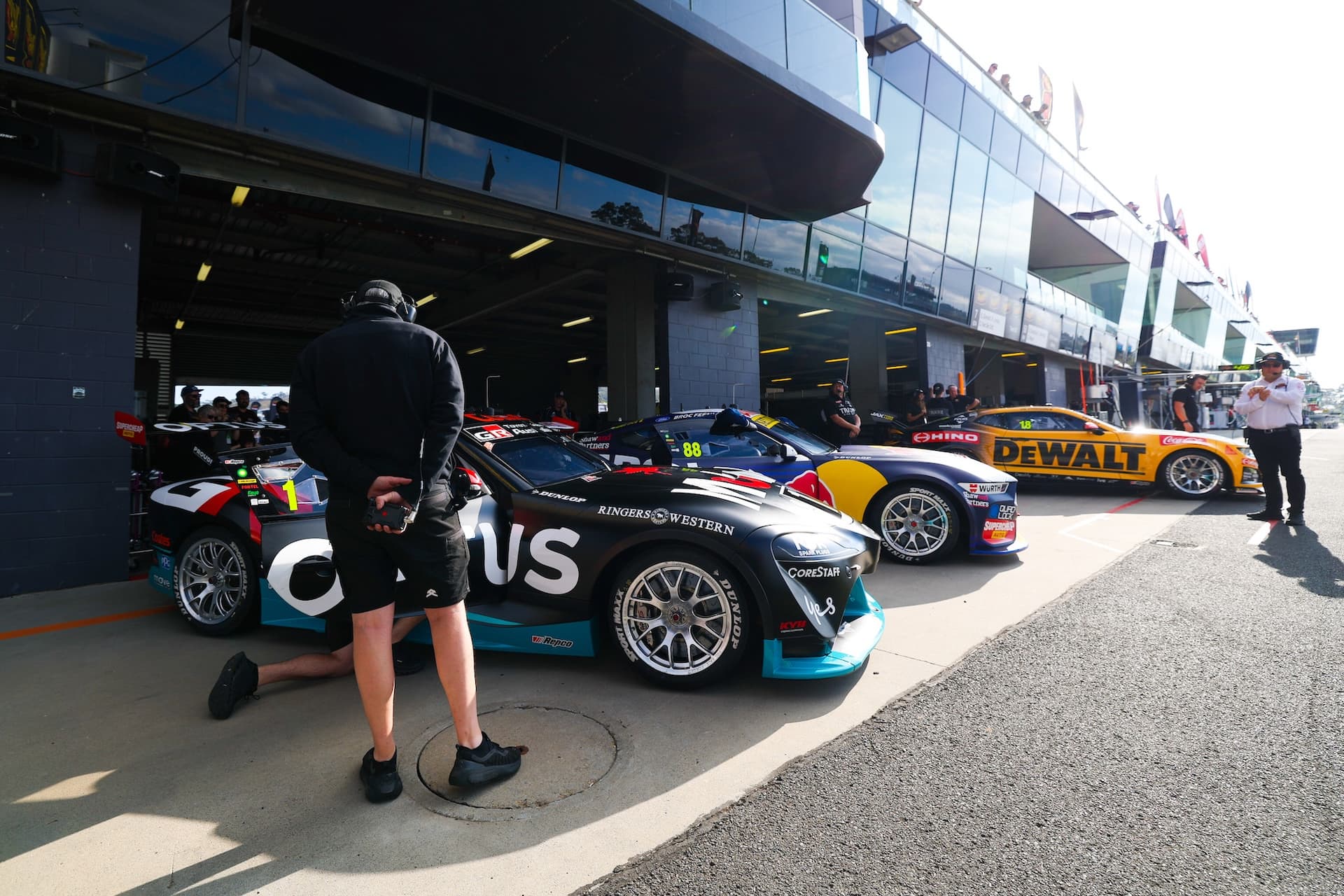 supercars bathurst testing KB2 0305-2