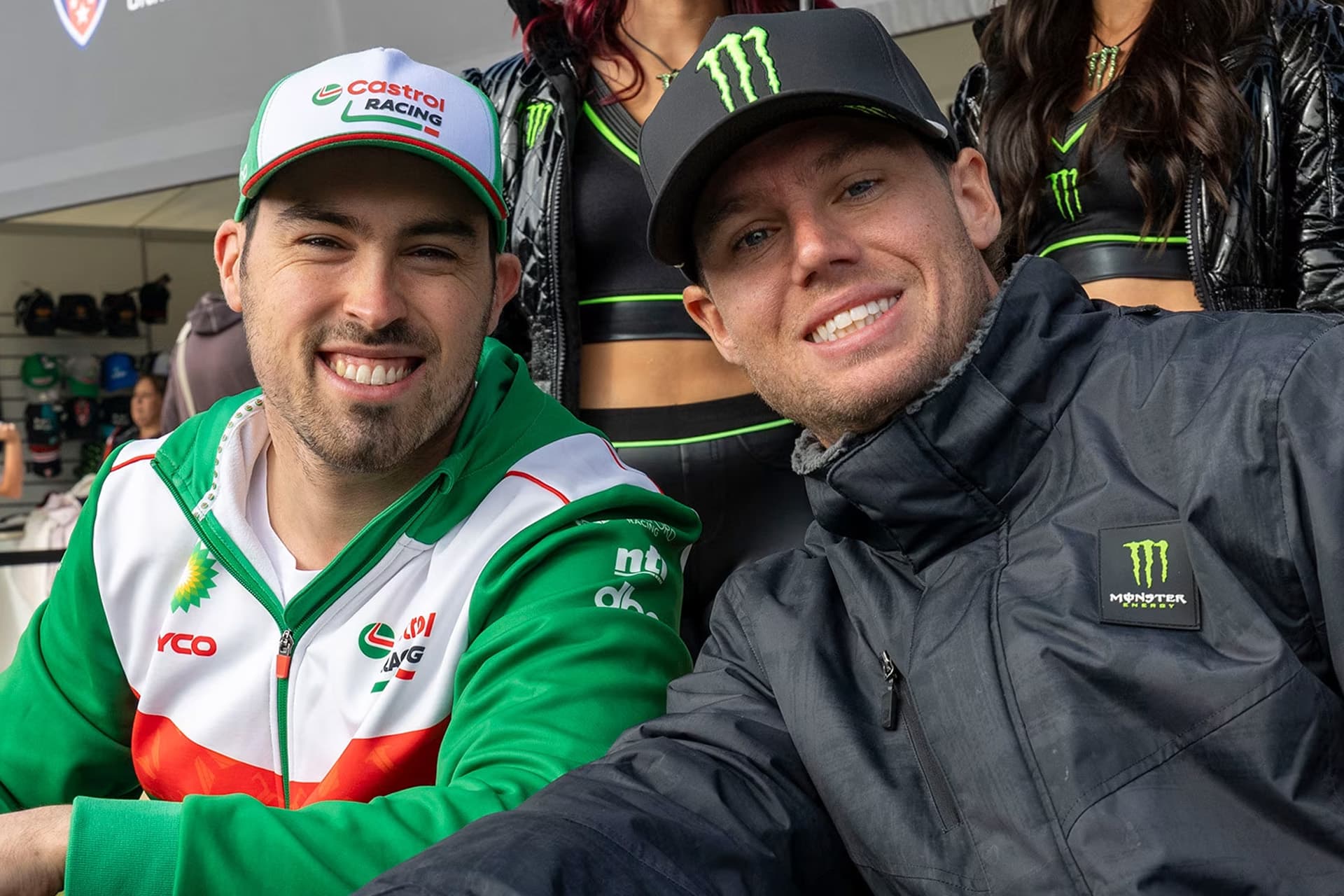 CHC-EYNTK-SIGNING-SESSIONS