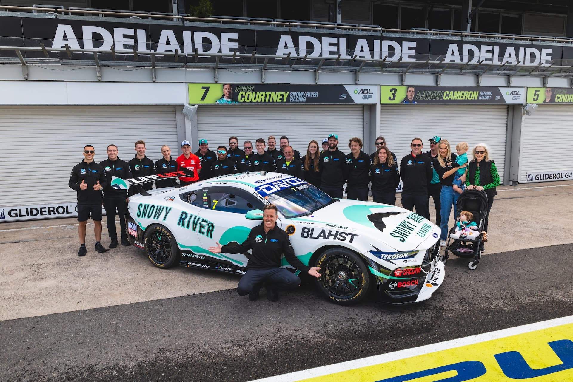 driver-james-courtney-driver-team-snowy-river-racing-team-blanchard-racing-team-sponsor-blahst-1764115569510