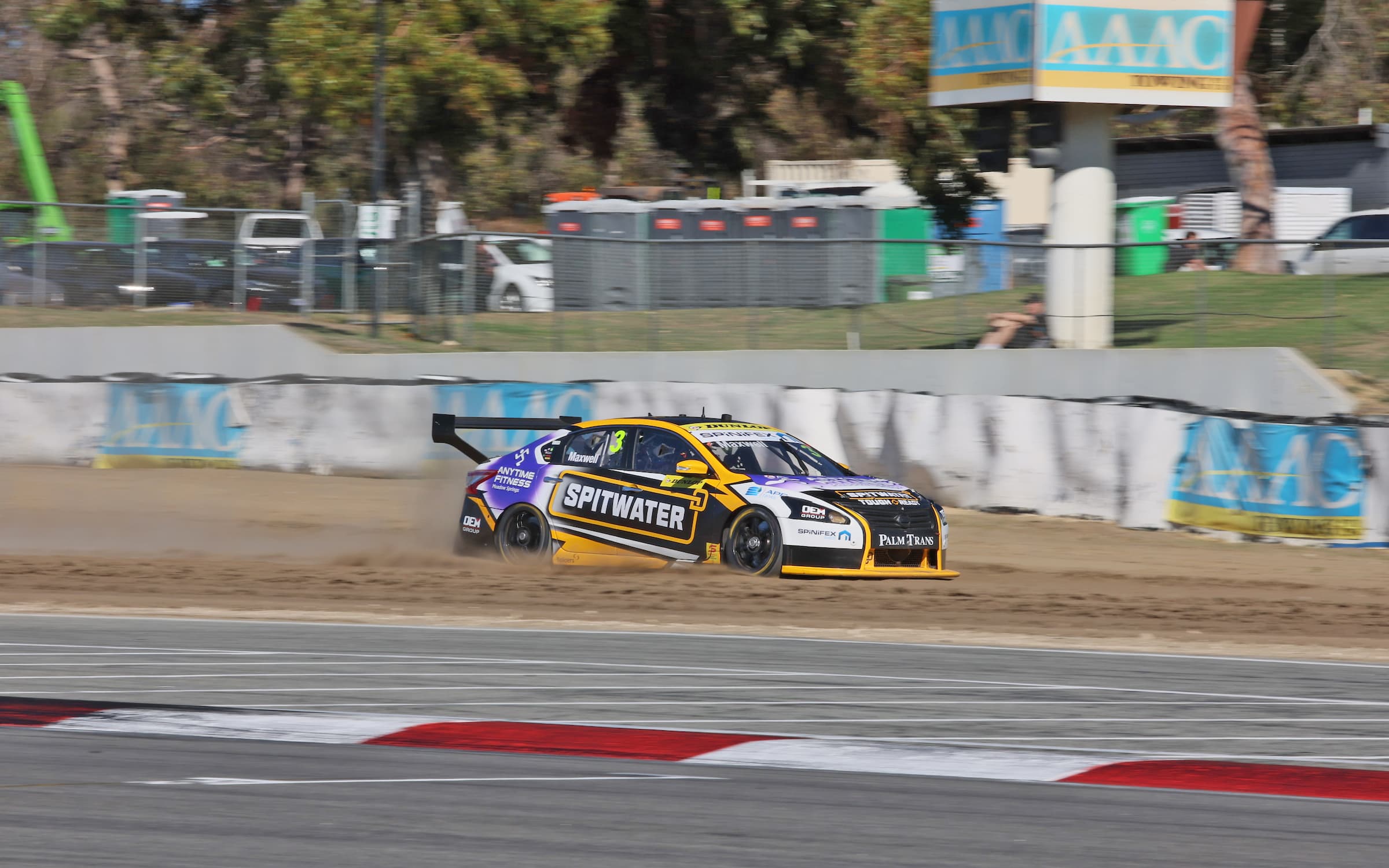 maxwell off practice 1 perth 2024