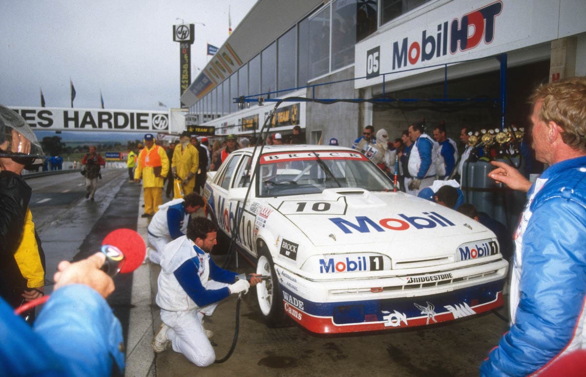 1987 Brock Bathurst pits AN1