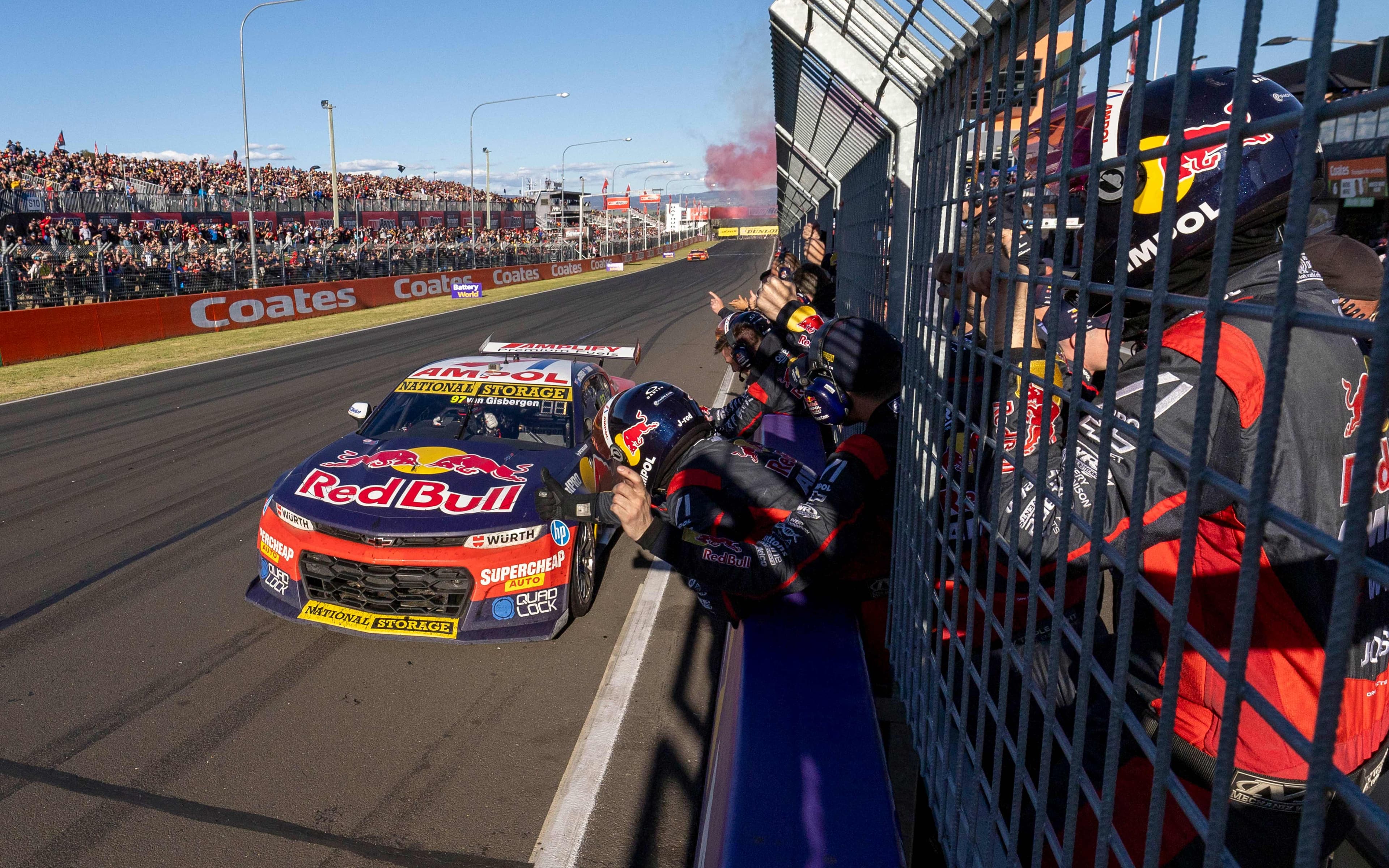 van gisbergen bathurst 2023 team celebrations