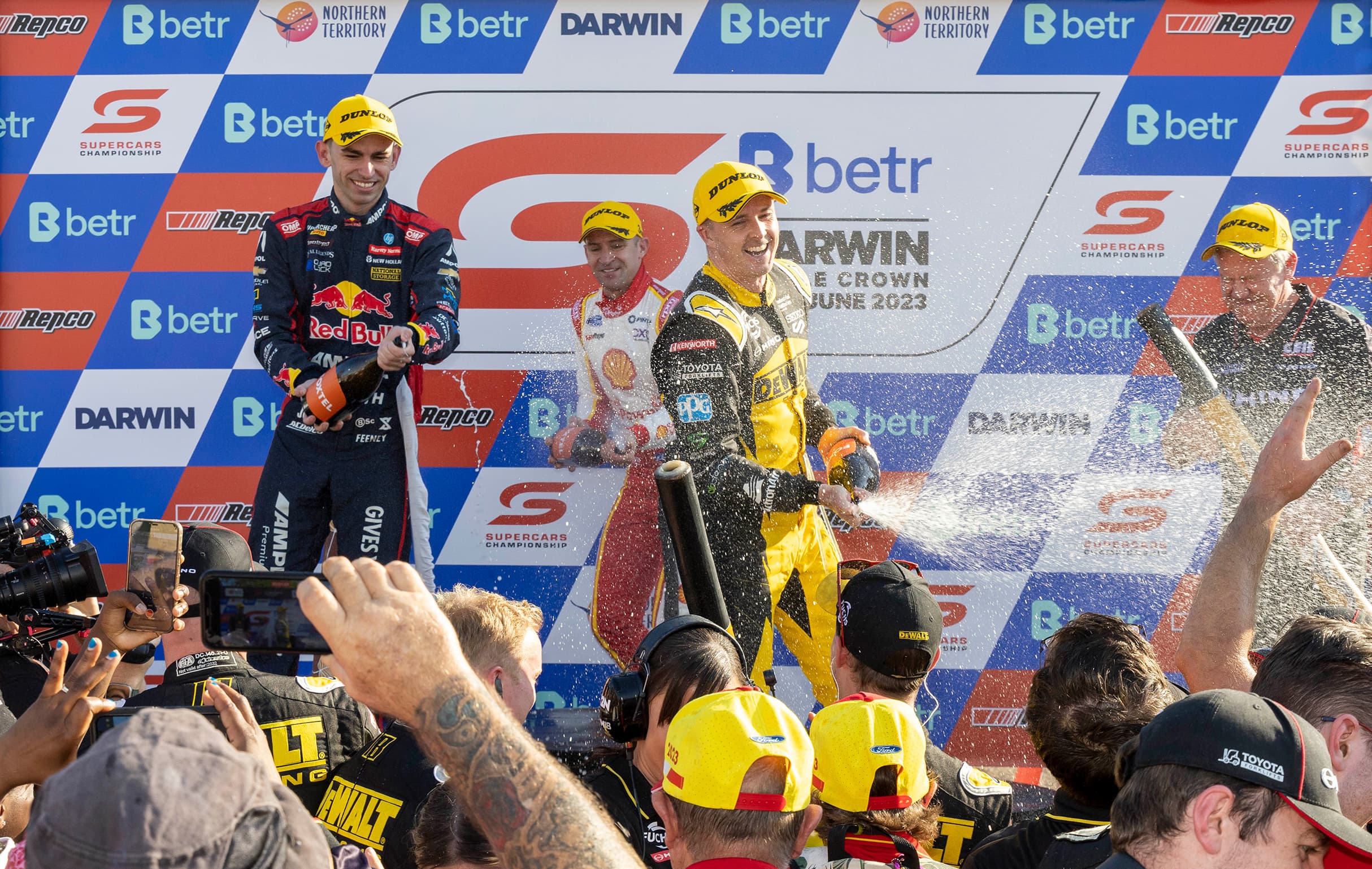 Podium-EV-05-23-MH1 2583