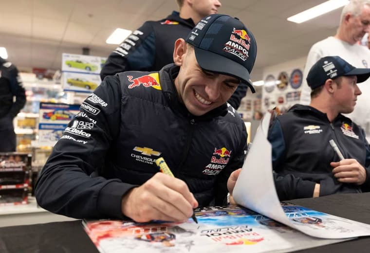 Signing Session - Tasmania