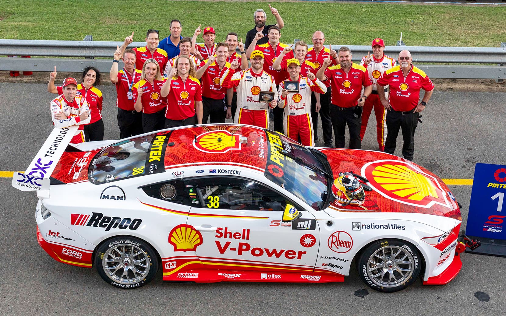 038-Kostecki-EV07-MH7 0806