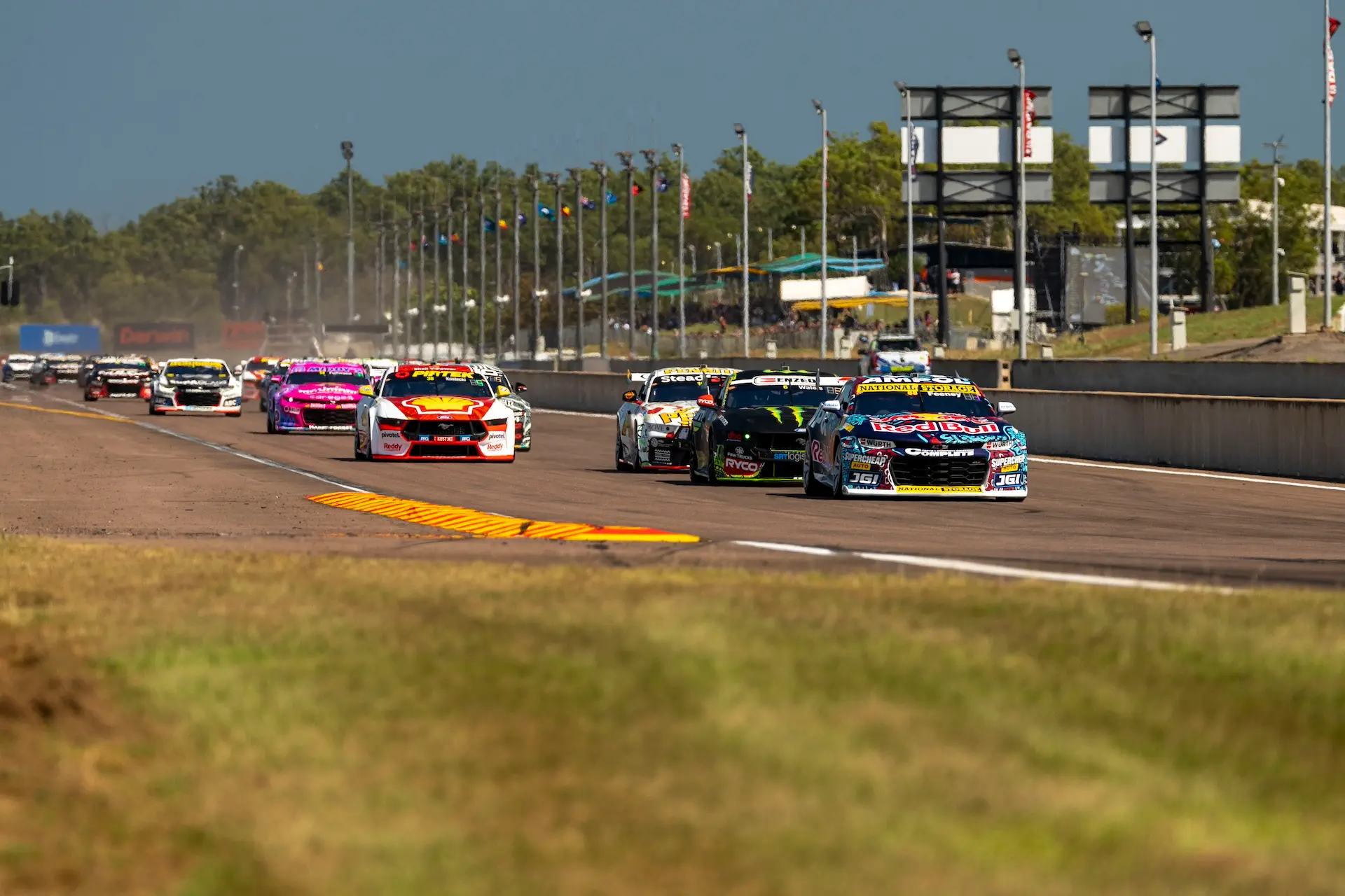 Race-17-EV06-MH6 1222