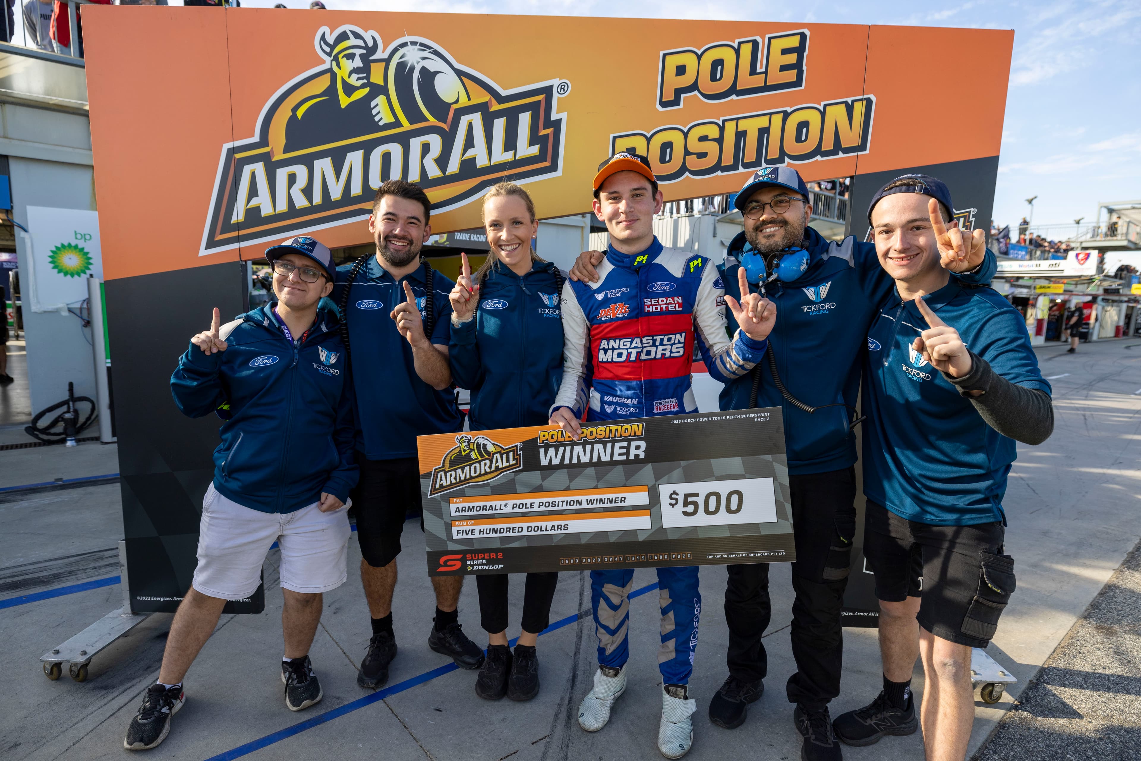 Team Tickford-EV-03-23-MH1 3615