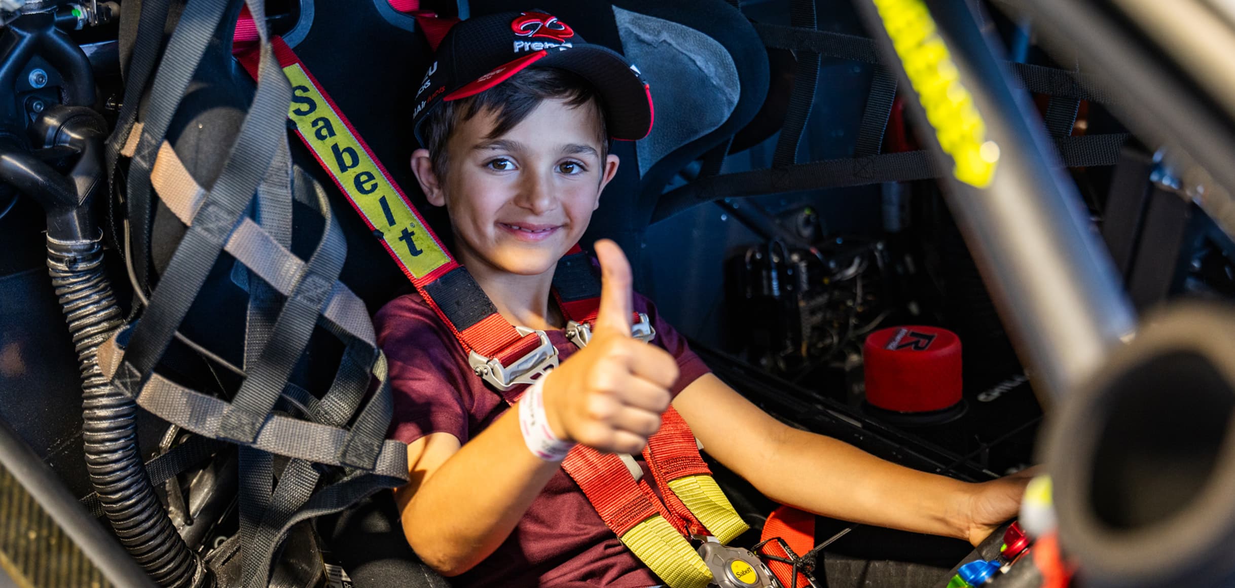 SC26-B1000-2436 x 1160 - Race for Smiles Charity Hero