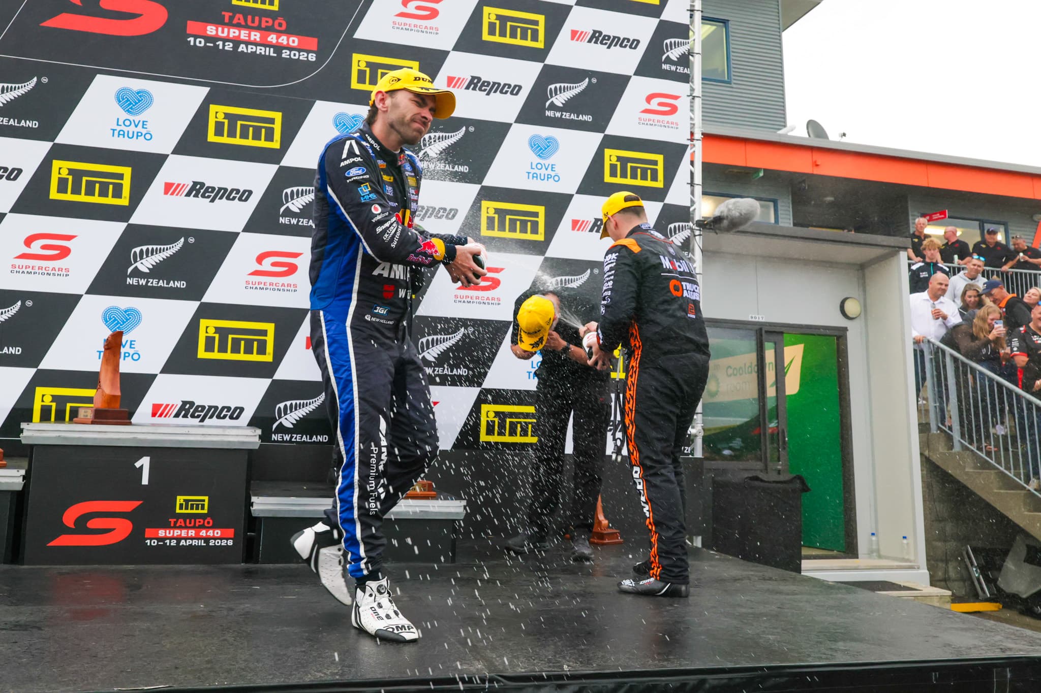 wood feeney mostert ev03-26 MH6 2811-2