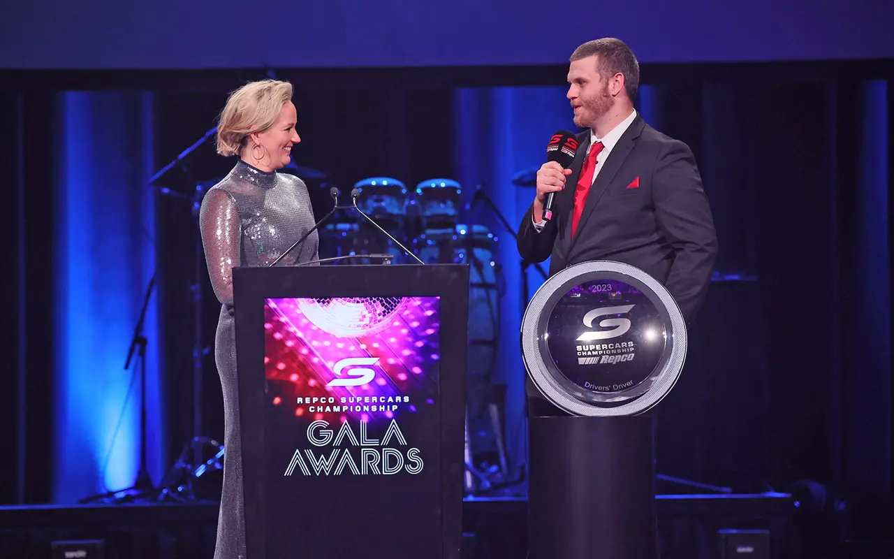 kostecki gala jess yates 2023