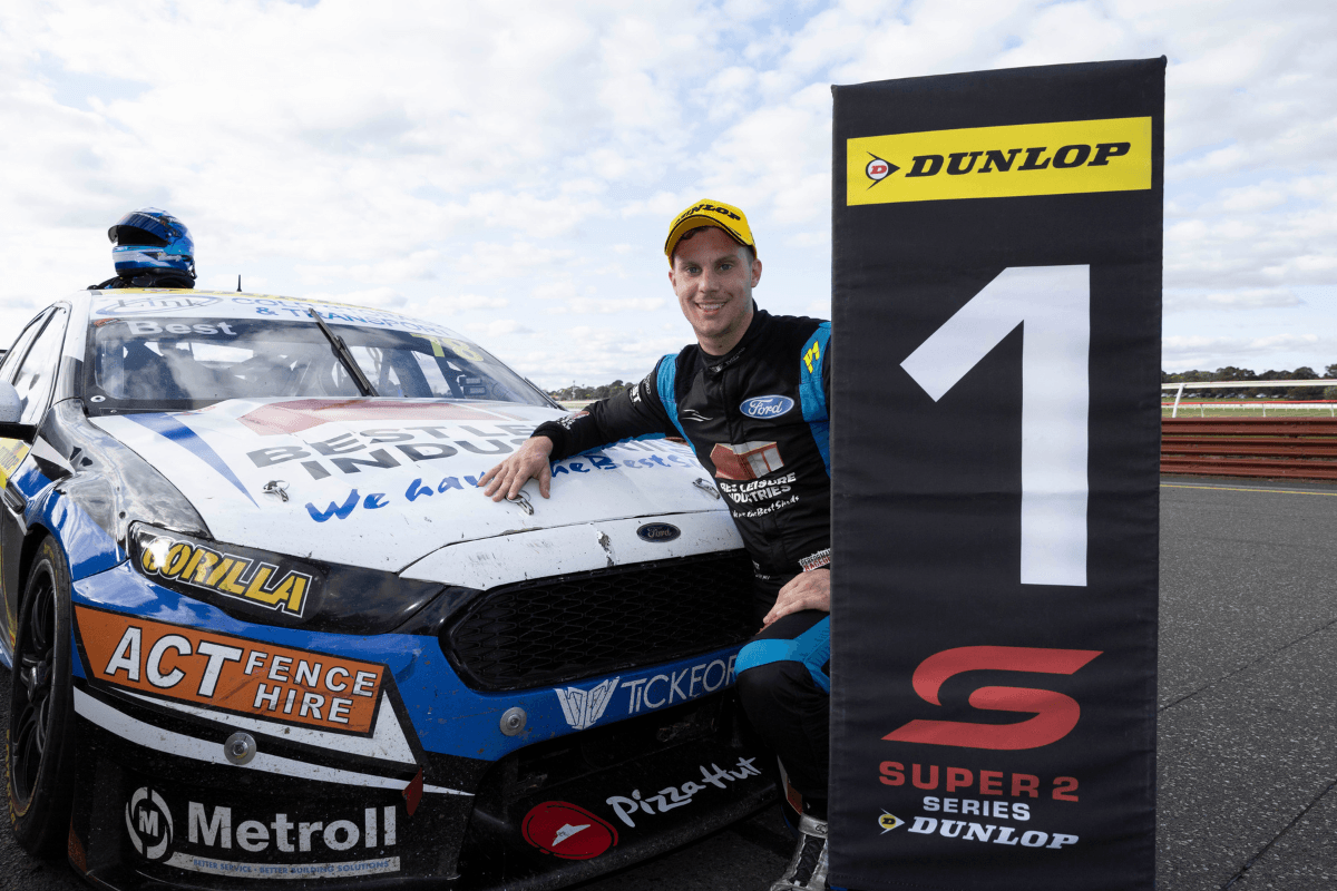 Best Sandown winner 2022 Super2