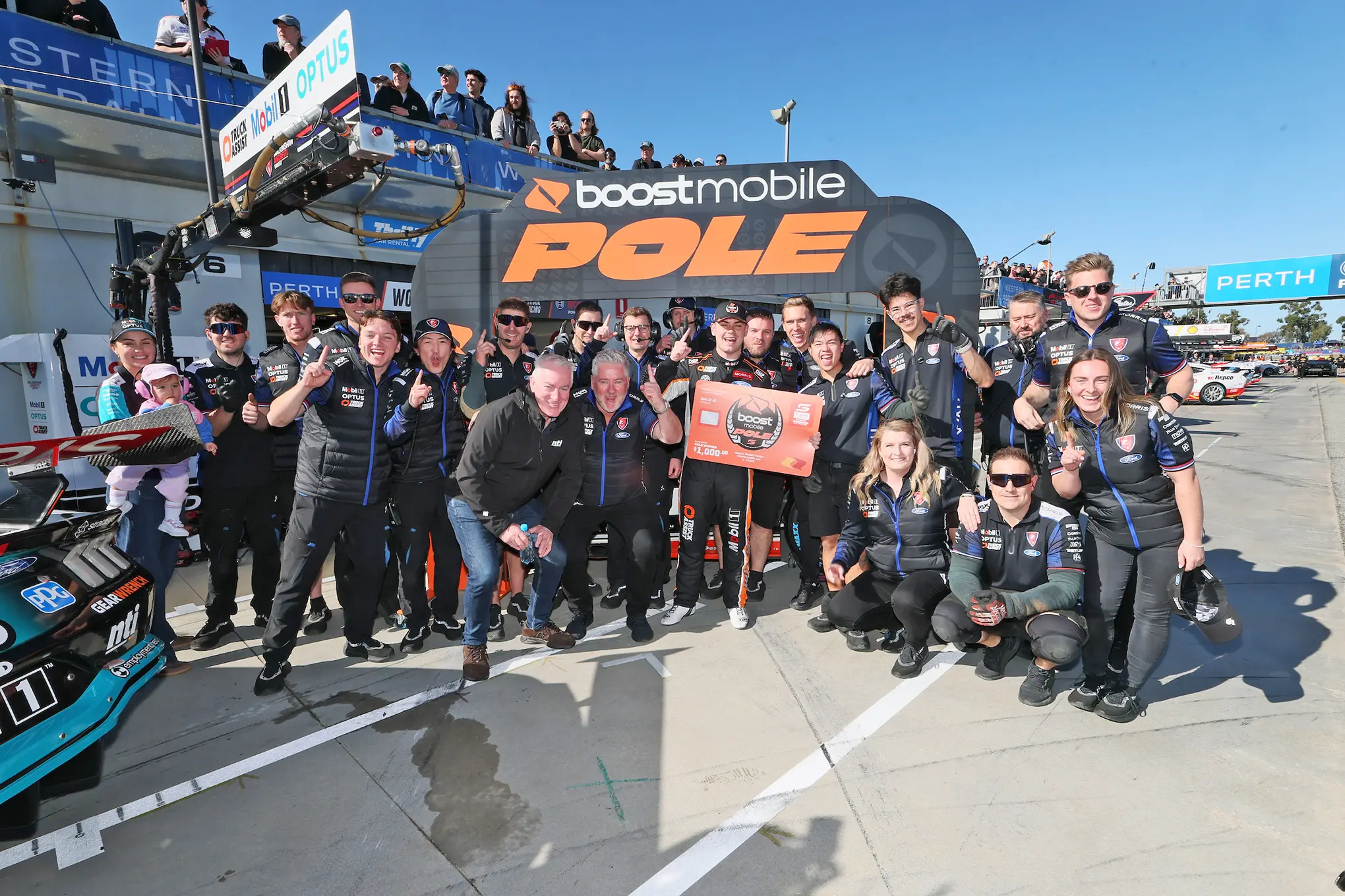 wood perth pole ev05 2025 MH6 7571