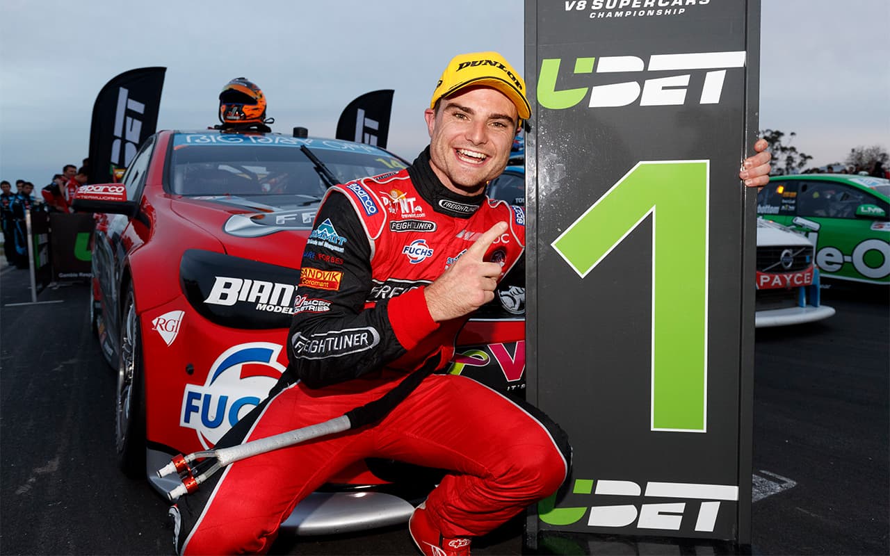 14-Slade-EV05-16-06352