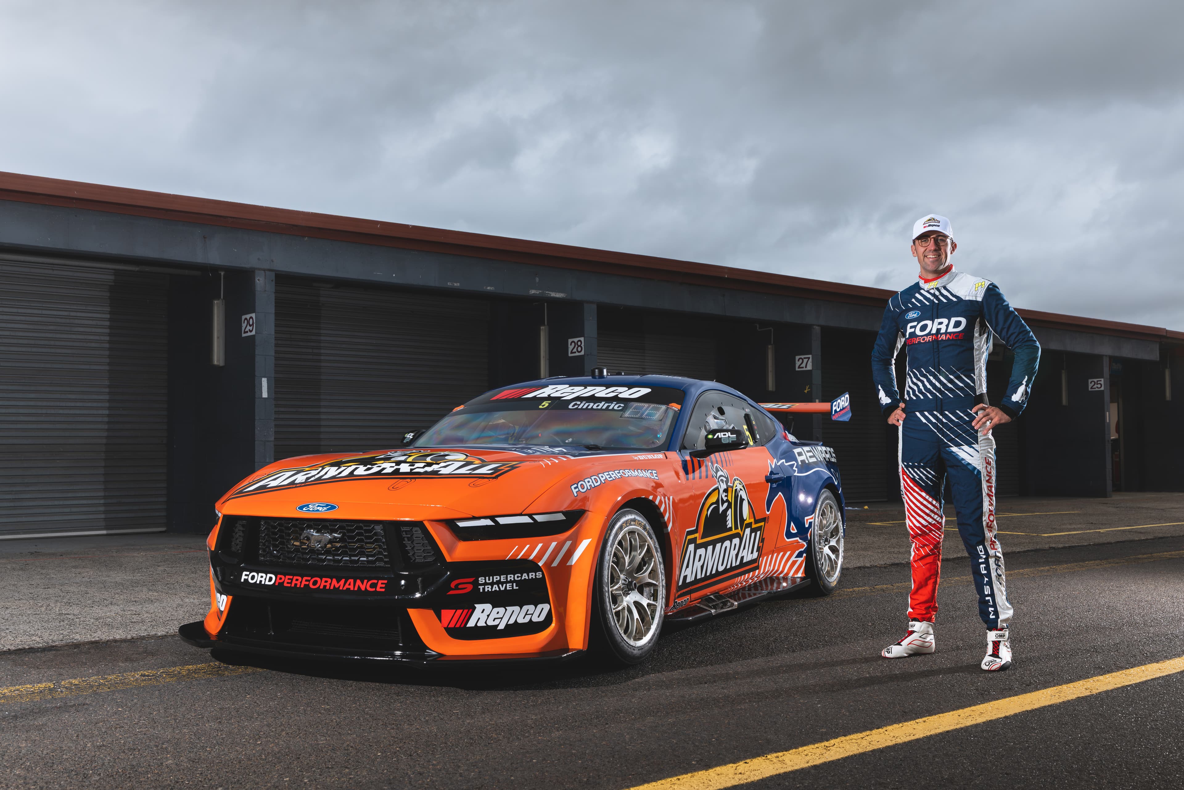 Austin Cindric Armor All Tickford Wildcard low 3/4