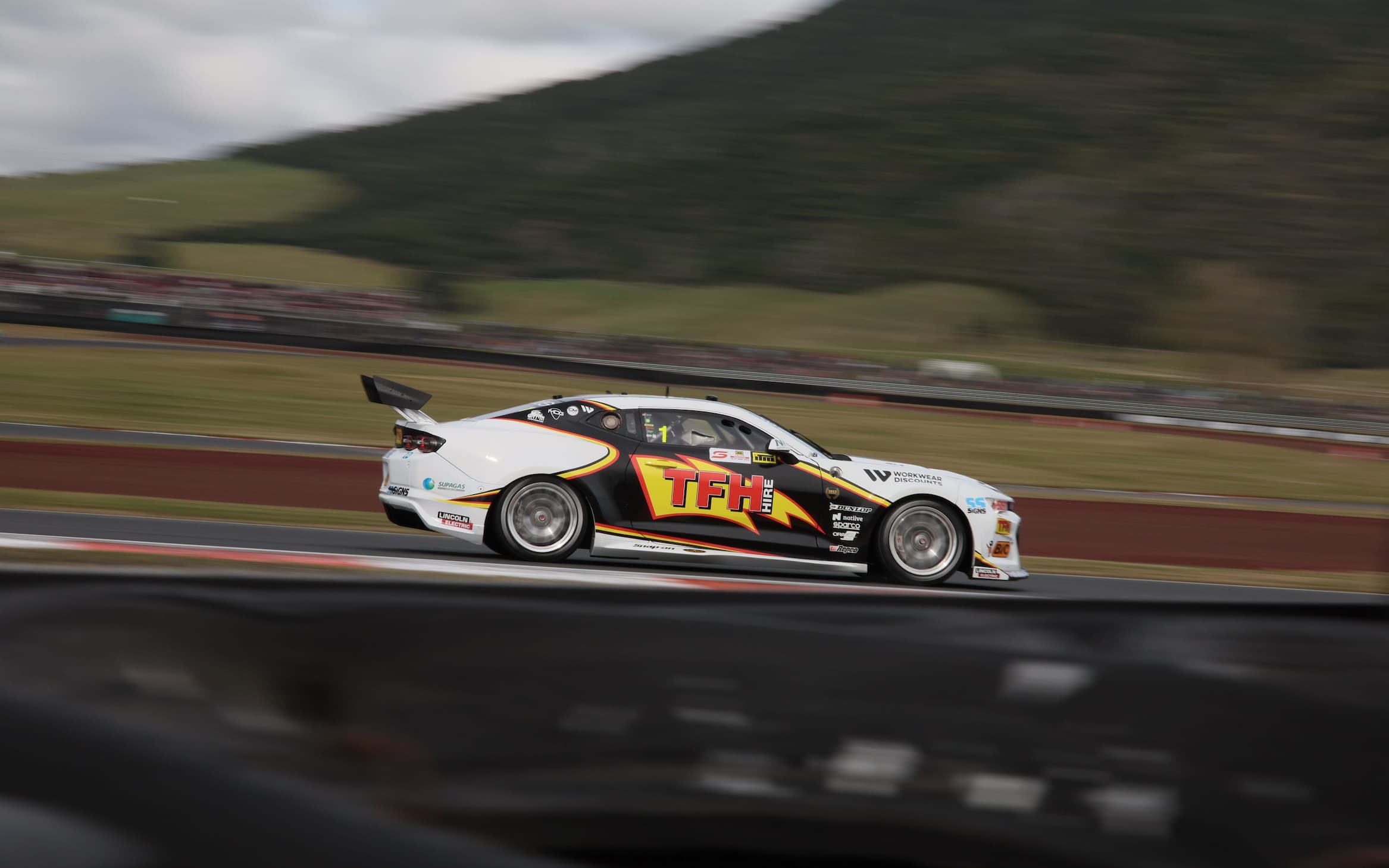 kostecki 2024 taupo on track