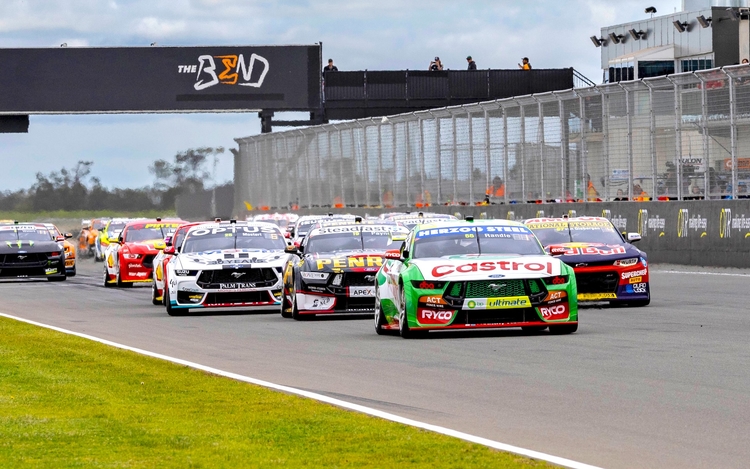 Supercars Bend Superioridad en los tiempos