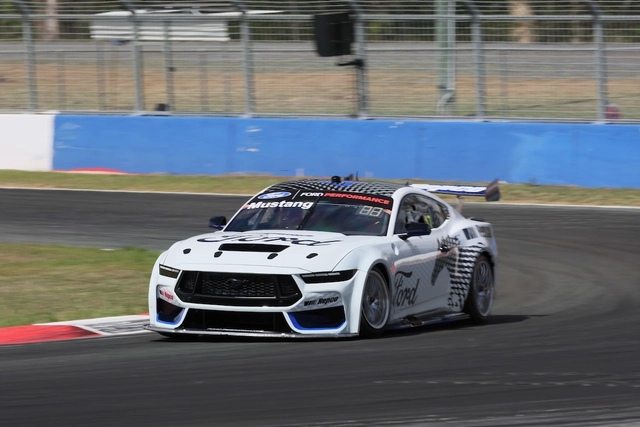 Downforce Cod's R&b Downforce on track to be slashed for Gen3 | Supercars