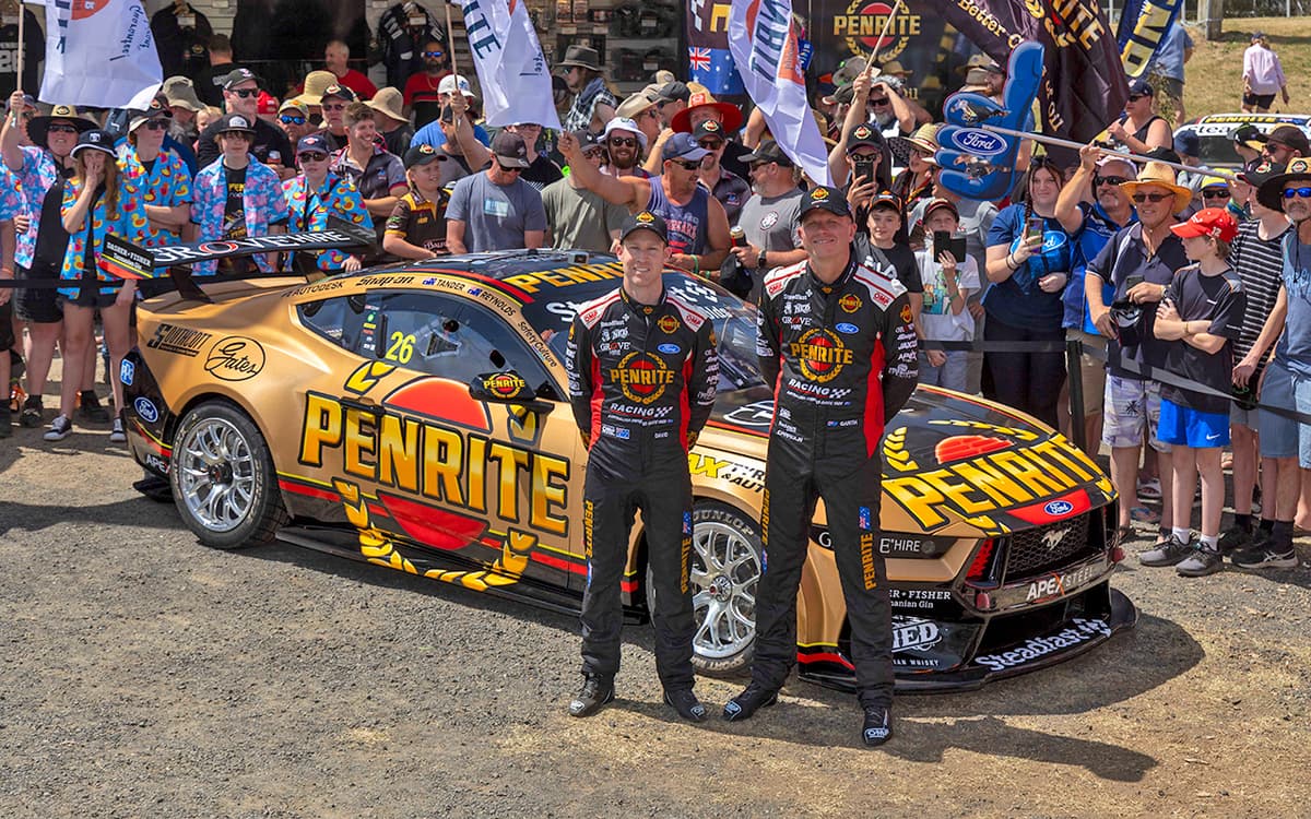 Penrite Racing Penrite Racing reveals gold Bathurst look | Supercars