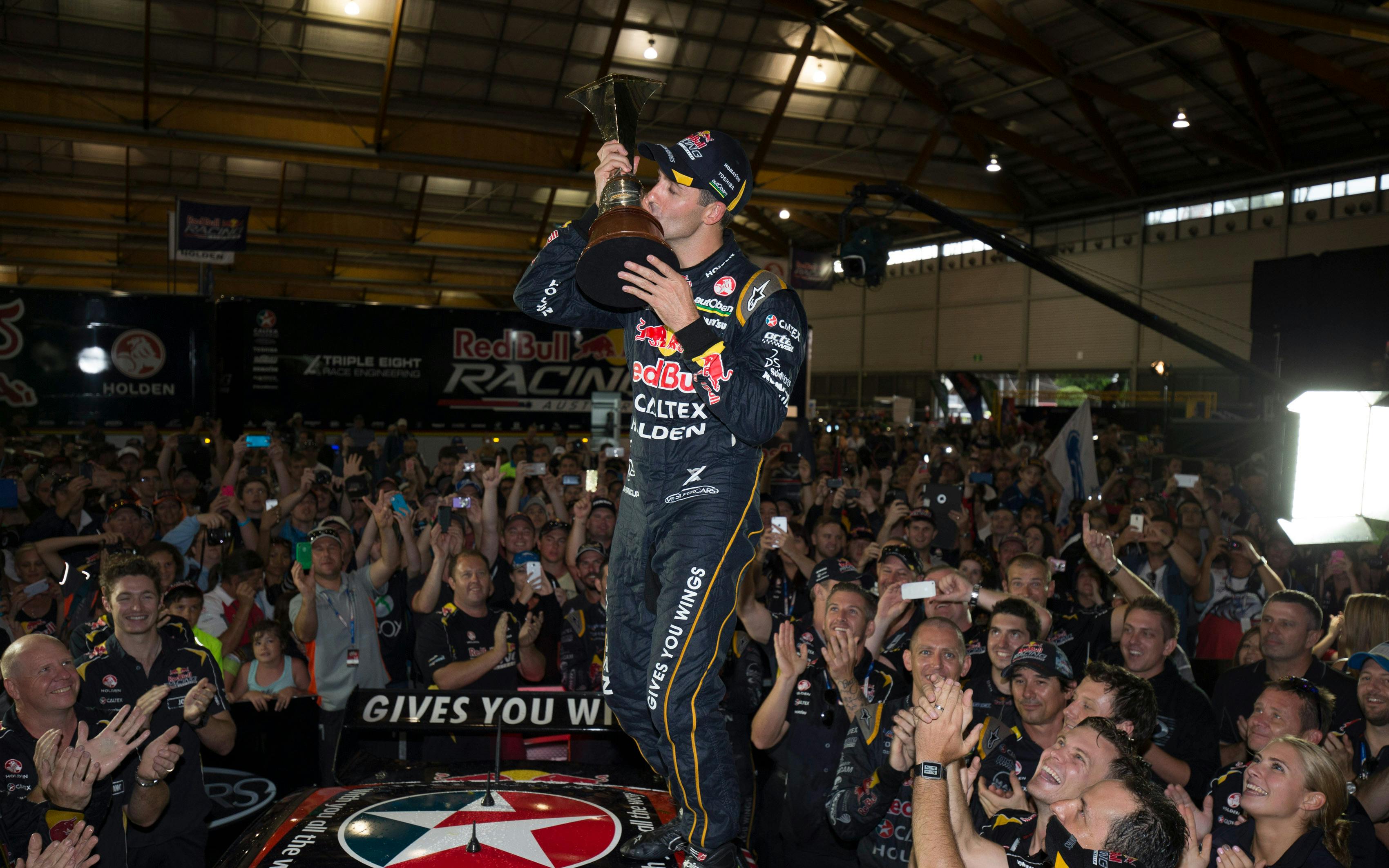 jamie whincup 2014 title win